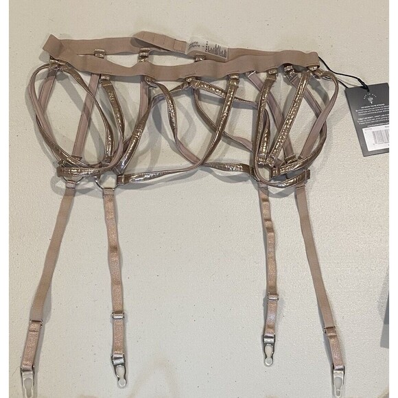 NEW Thistle and Spire Womens Large Bronze Garter Belt Lingerie Faux Leather - Picture 3 of 5